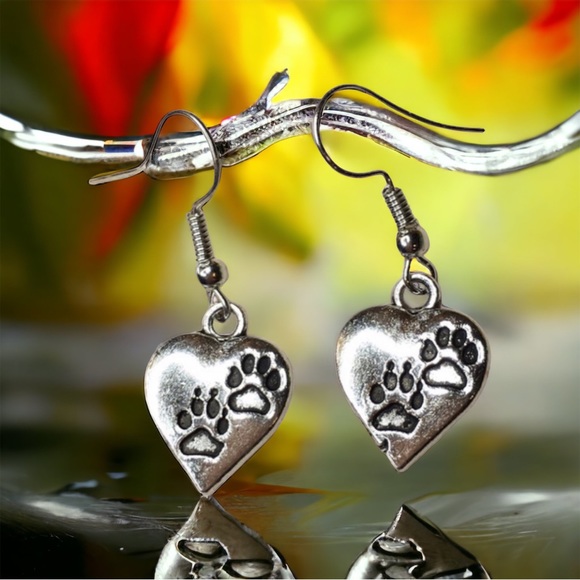 Paw Print Heart Earrings - Picture 2 of 12
